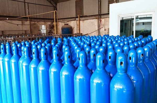 Đổi nạp bơm khí Oxy Nitơ Argon Co2 tại Bình Dương