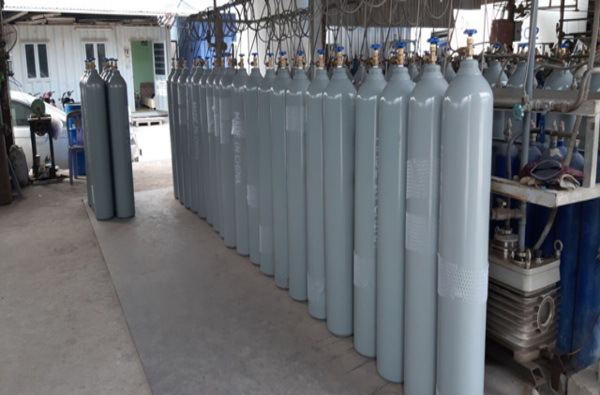 Đổi nạp bơm khí Oxy Nitơ Argon Co2 tại Bình Dương